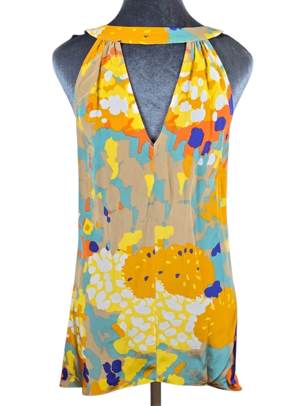 Diane von Furstenberg 100%Silk Floral V-Neck Handkerchief Hem Ruffle Top Sz. 2 - Picture 2 of 12